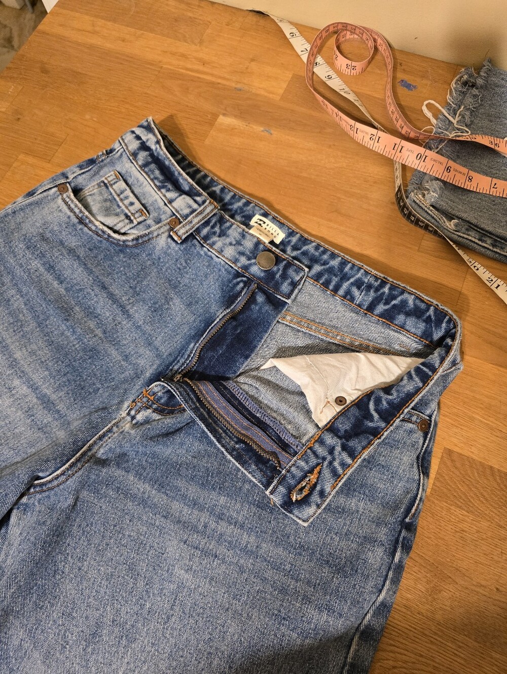 Billabong Aaliyah Baggy Denim Jean In Alda Blue 30 - Picture 11 of 14